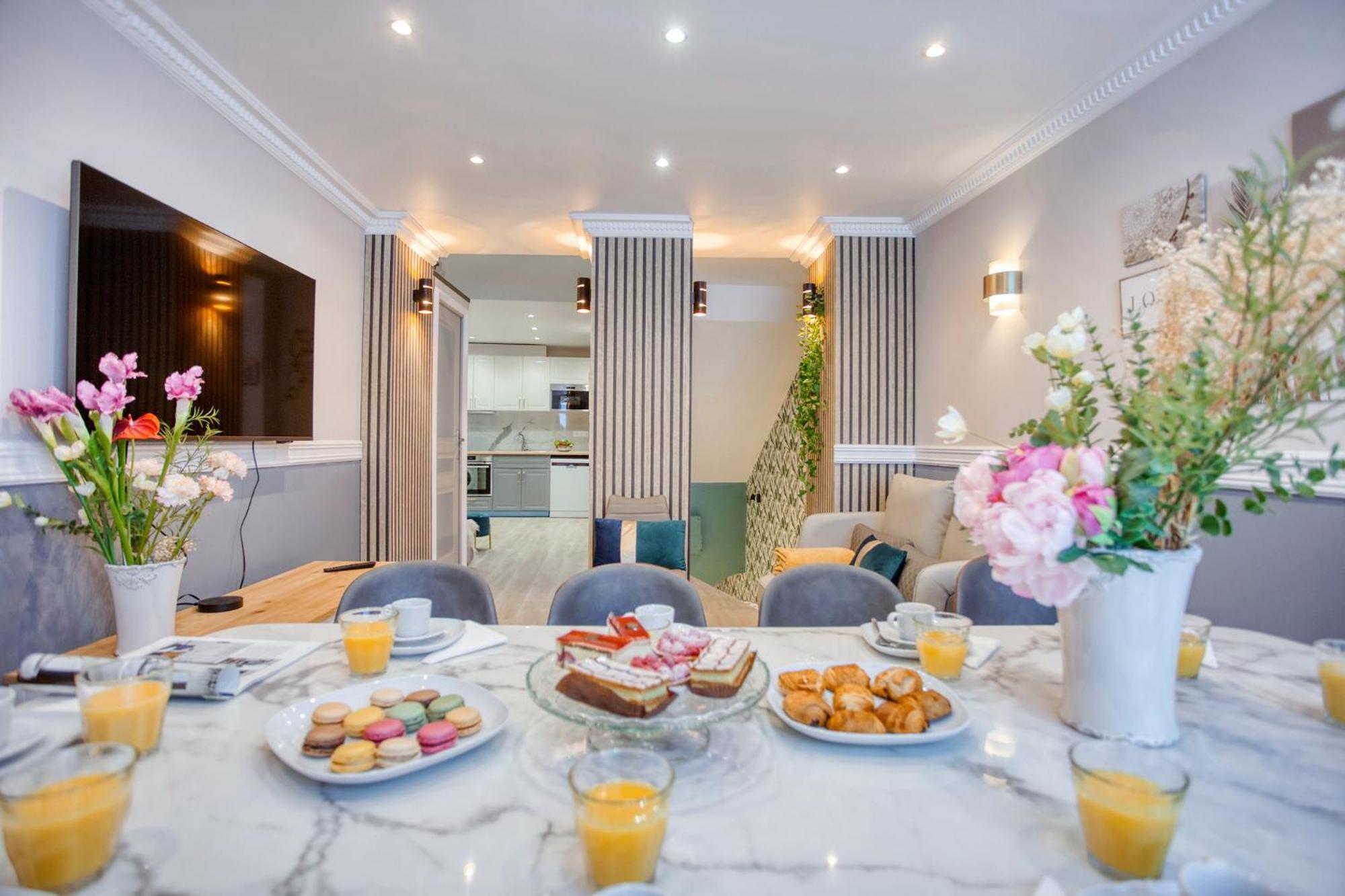 Elegant Triplex In Paris - Ideal For 10 - Aircon Eksteriør bilde